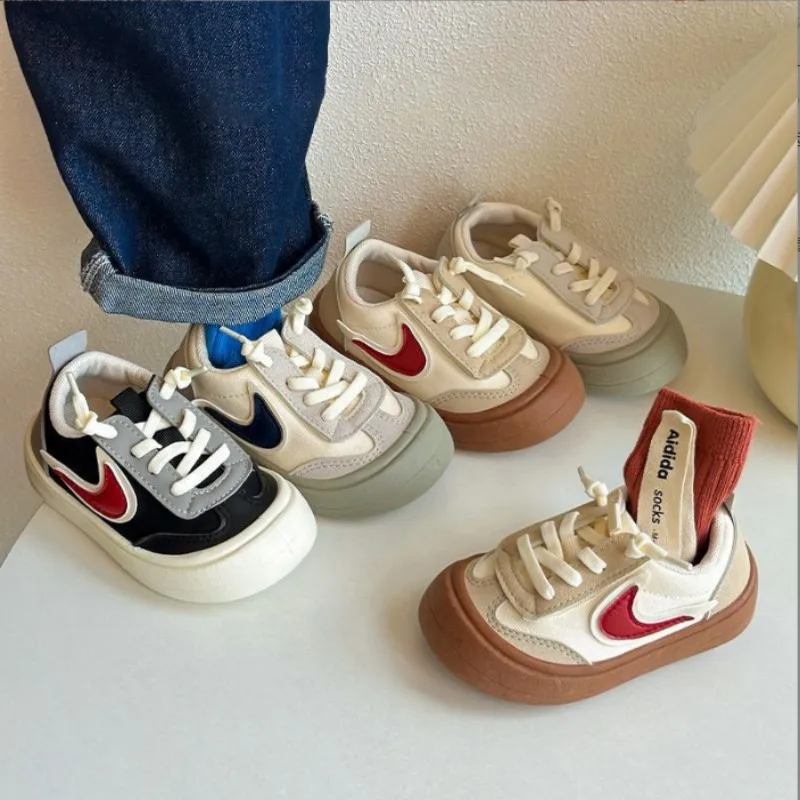 Kinder-Sportschuhe Frühling Herbst Neue Jungen-Freizeitschuhe Baby-Panda-Schuhe Mädchen-Leinenschuhe