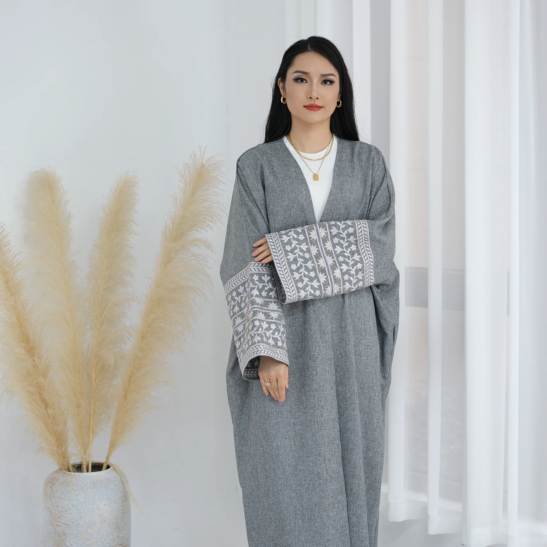 EID ricamo aperto Abaya musulmano abito di lino traspirante donna modesto stile Abaya Dubai abbigliamento quotidiano Abaya Femmes Robe Musulmane