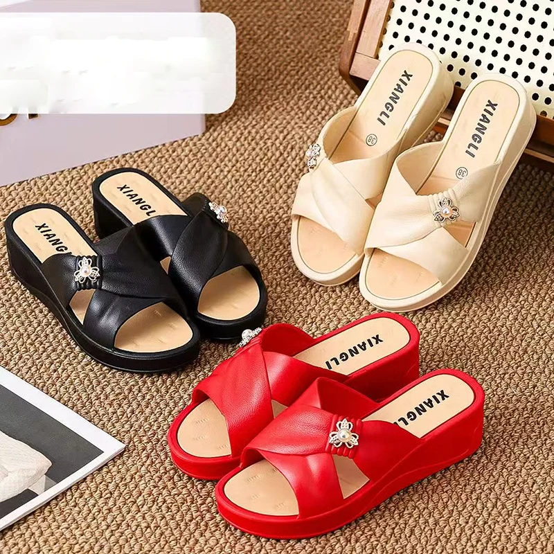 Nuove Ciabatte con Zeppa Classiche e Semplici Stile Mamma Traspiranti Antiscivolo Resistenti all'Usura con Punta Aperta per Donna