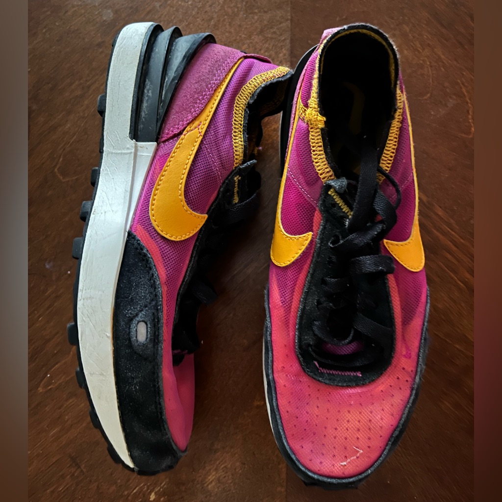Nike Shoes | Women’s Nike Tennis Shoes 5.5 / Girls | Color: Black/Pink | Size: 5.5