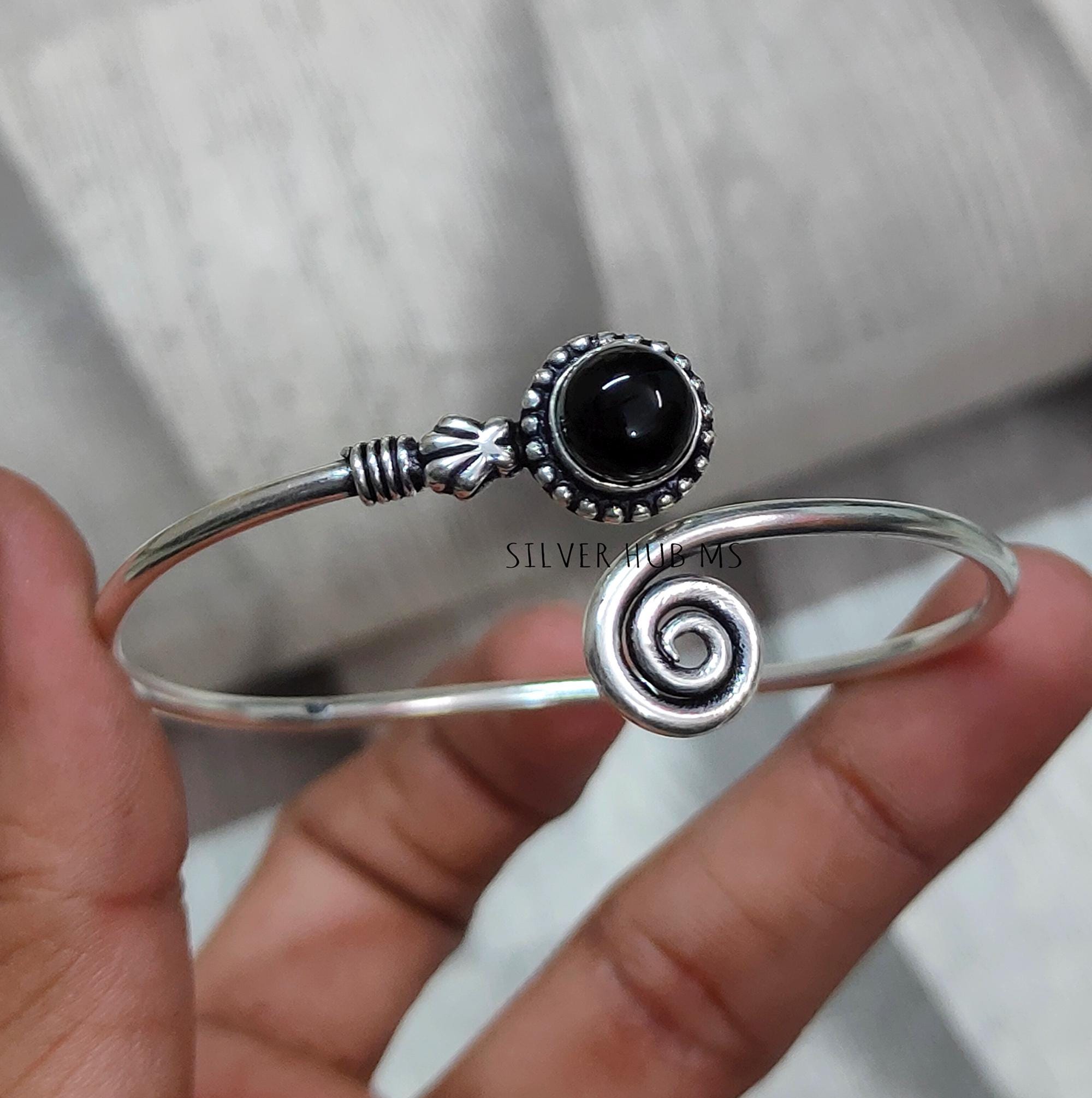 Bracciale rigido in onice nero naturale - Bracciale rigido in argento sterling 925 - Bracciale rigido fatto a mano - Bracciale rigido in onice nero -