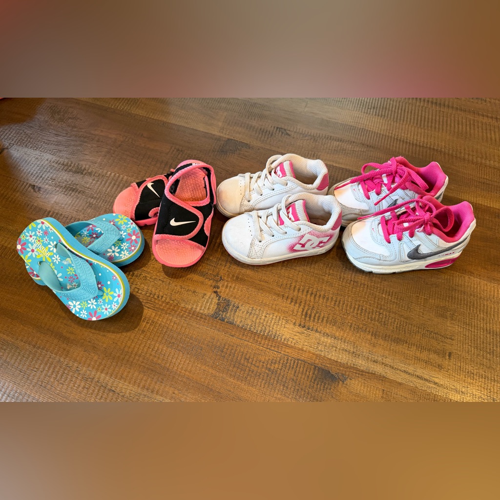 Nike Shoes | Bundle Size 5! Nike Air, Dc Court Graffik Skate Shoes, Nike Sandals, Blue Flips! | Color: Black/Pink | Size: 5bb