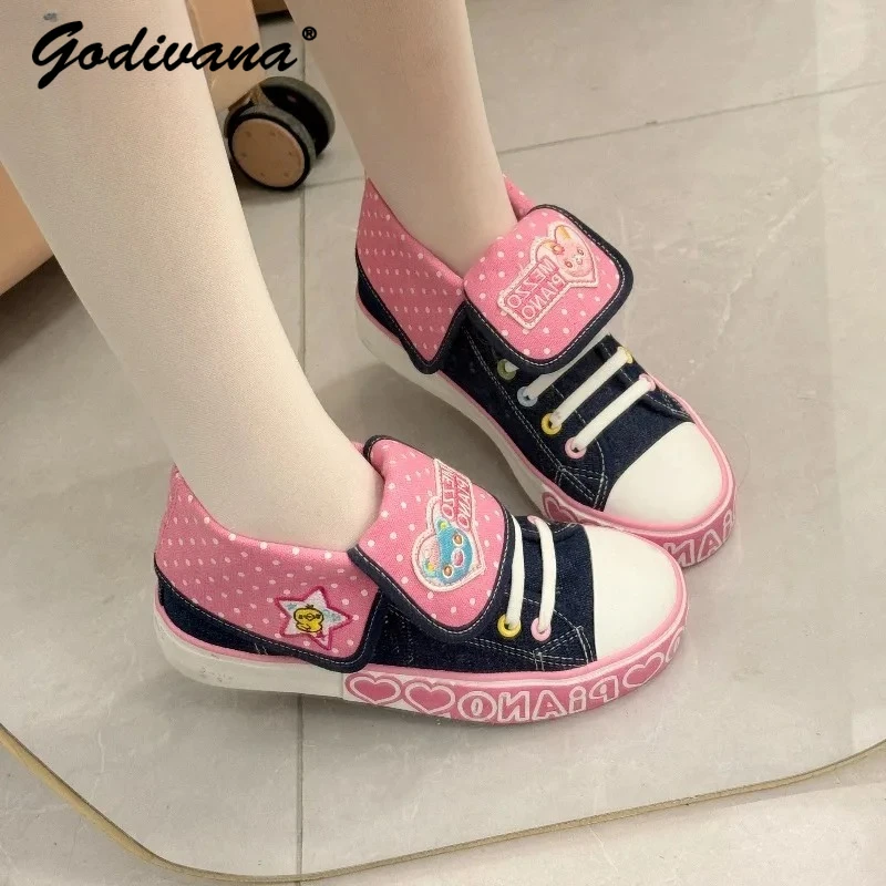 Niedliche Studentinnen-Leinenschuhe Retro Polka Dot Kawaii Bestickte Denim-Leinenschuhe Damen Frühling Freizeitschuhe