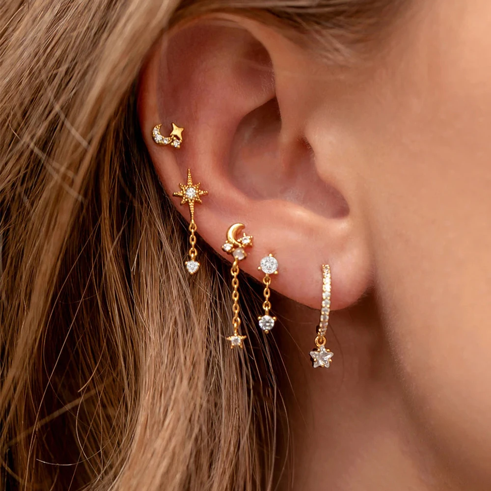 2PCS Neue Edelstahl Zirkonia Kette Hoop Ohrringe Für Frauen Sterne Mond Einzigartige Punk Ohrring Knorpel Piercing Schmuck Image