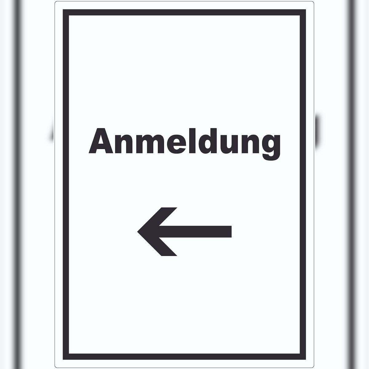 HB-Druck Anmeldung Aufkleber mit Text und Richtungspfeil links Aufnahme hochkant A1 (594x841mm) Image