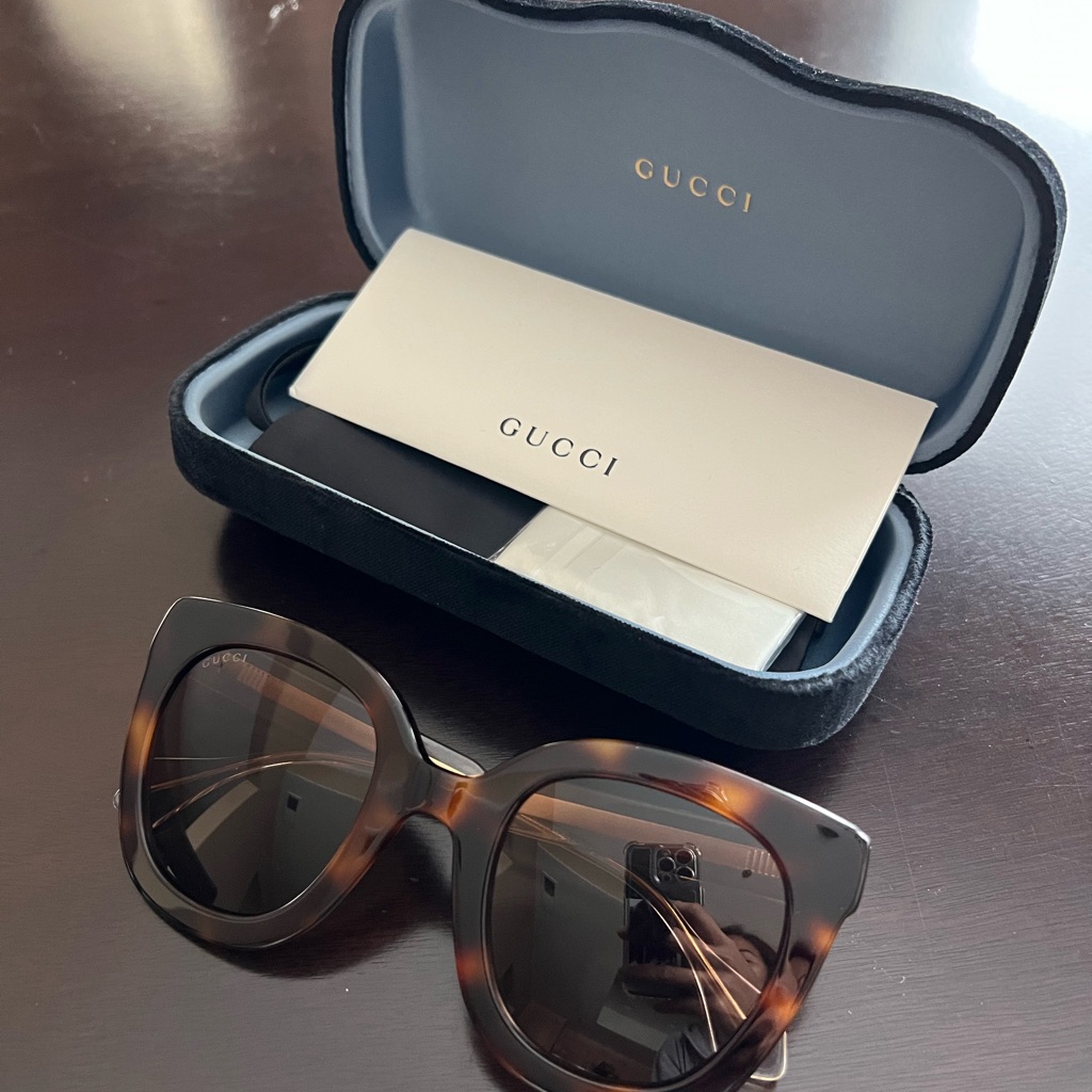 Gucci Accessories | Type: Gg0564sn Frame Color: Brown Lens Color: Clear Solid Color Size:51*26-145 M | Color: Brown | Size: 51*26-145 M