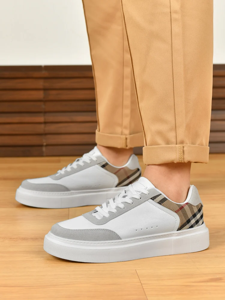 Herren-Skateschuhe mit niedrigem Schaft, retro kariert, vielseitige und bequeme Herrenschuhe, lässige, einfache und trendige Skateschuhe.