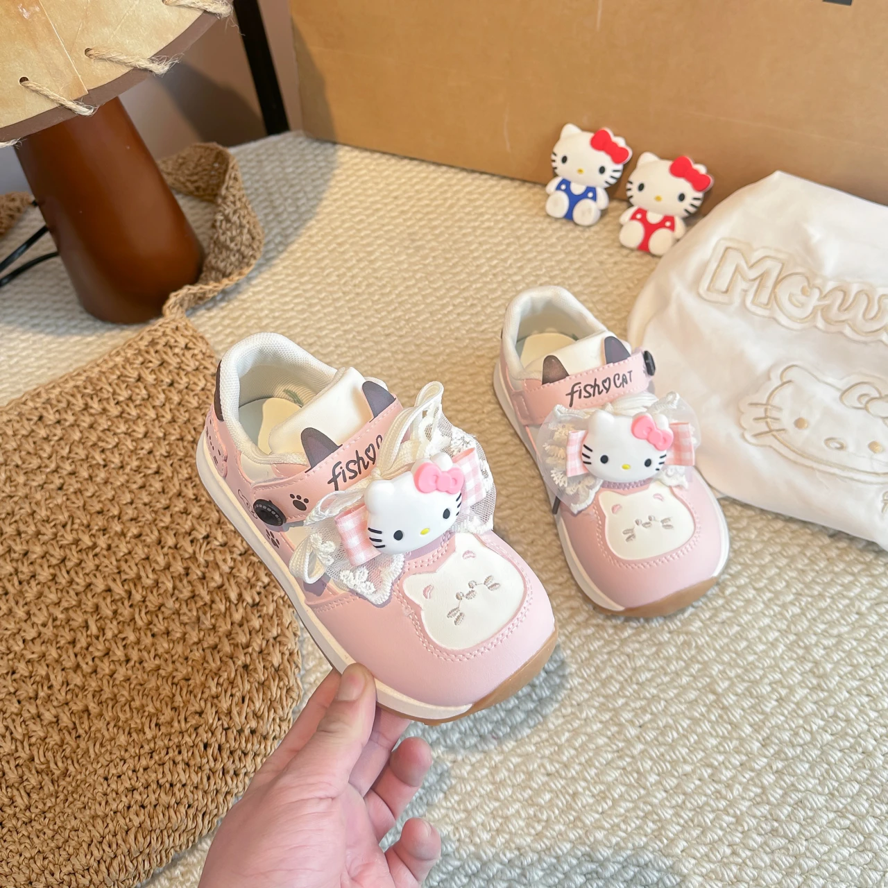 Freizeitschuhe für Kinder, Mädchen, Hello Kitty, Cartoon, PU-Leder, Frühlingsmode, Schuhe mit flachem Boden, atmungsaktiv, Rosa, Beige, Größe 26–36