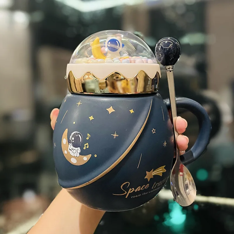 Astronauten Serie Keramik becher mit Deckel Löffel niedlichen Business-Geschenk box kreative Keramik Kaffee Tee Tasse Urlaub Geburtstag Mädchen Geschenke Image