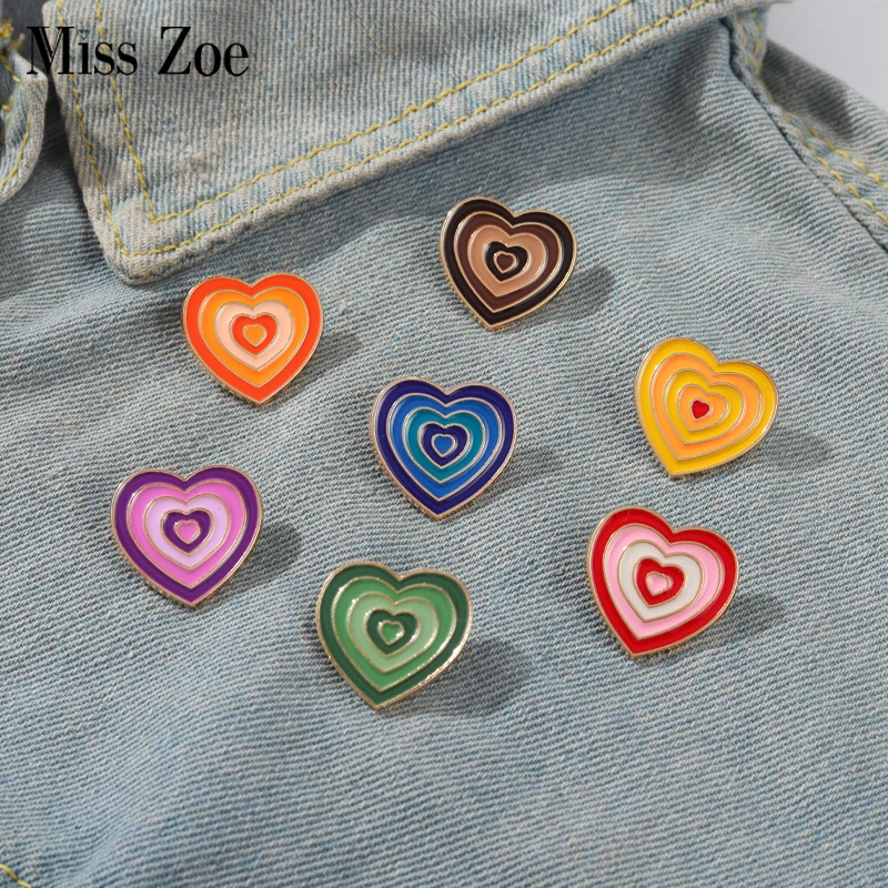 7 stil Gradienten Emaille Pins Benutzerdefinierte Rot Gelb Grün Rosa Herz Regenbogen Brosche Revers Abzeichen Tasche mode Schmuck Geschenk für freund Image