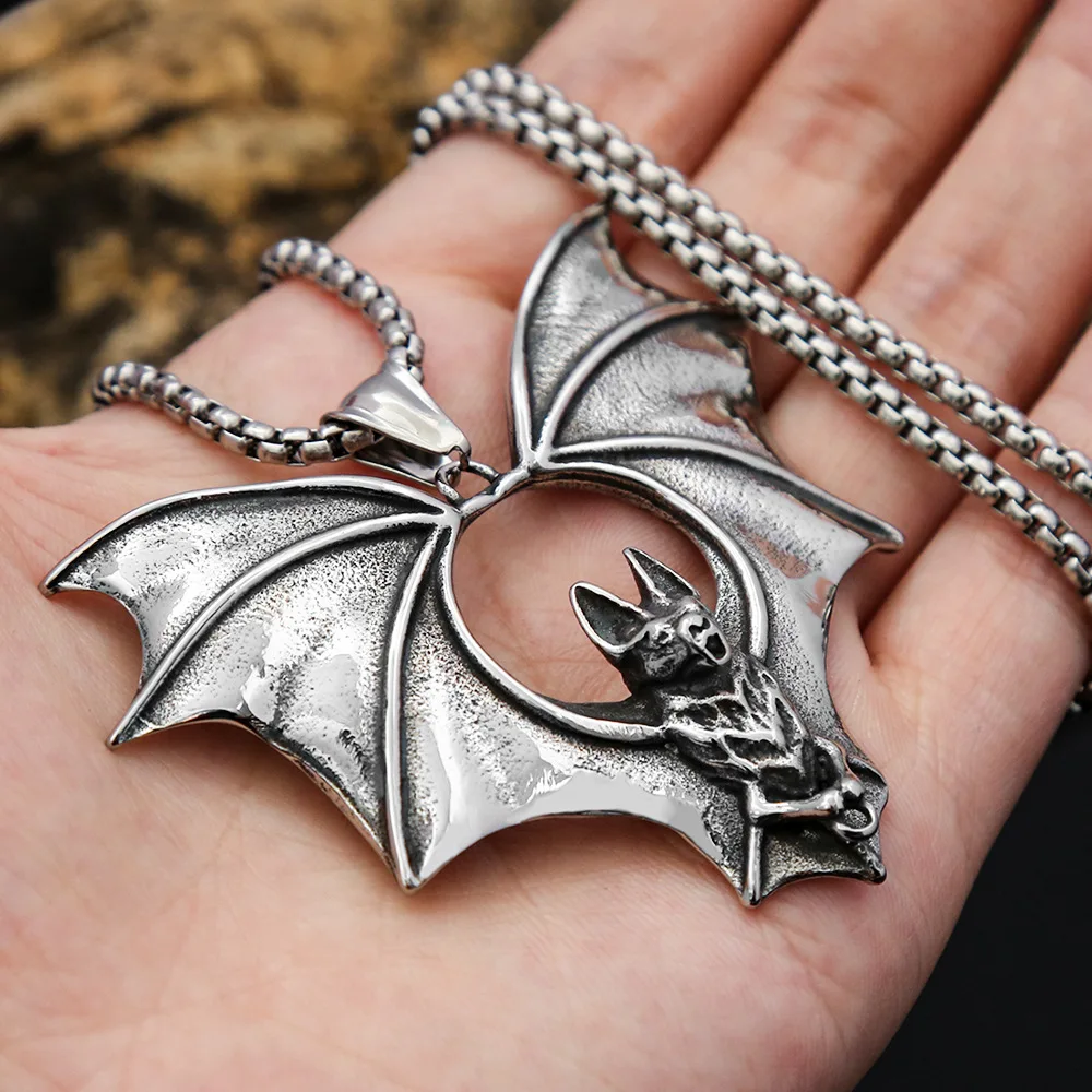 Vintage-Design Edelstahl Fledermaus-Anhänger Punk Hip-Hop Tier-Detail-Halsketten Modeschmuck Hochwertige Geschenk-Accessoires