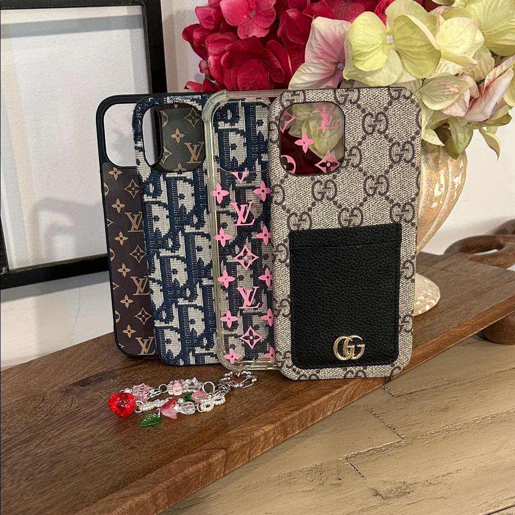 Gucci Cell Phones & Accessories | Gucci Beige Gg Monogram Phone Case With Black Card Pocket | Color: Black/Tan | Size: Os