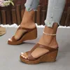 Retro Braun Pu Schmale Band Rutschen Frauen 2025, Sommer Mode Runde Kappe Keilabsatz Hausschuhe Elegante Weiche Sohle Schuhe Plus Größe 43
