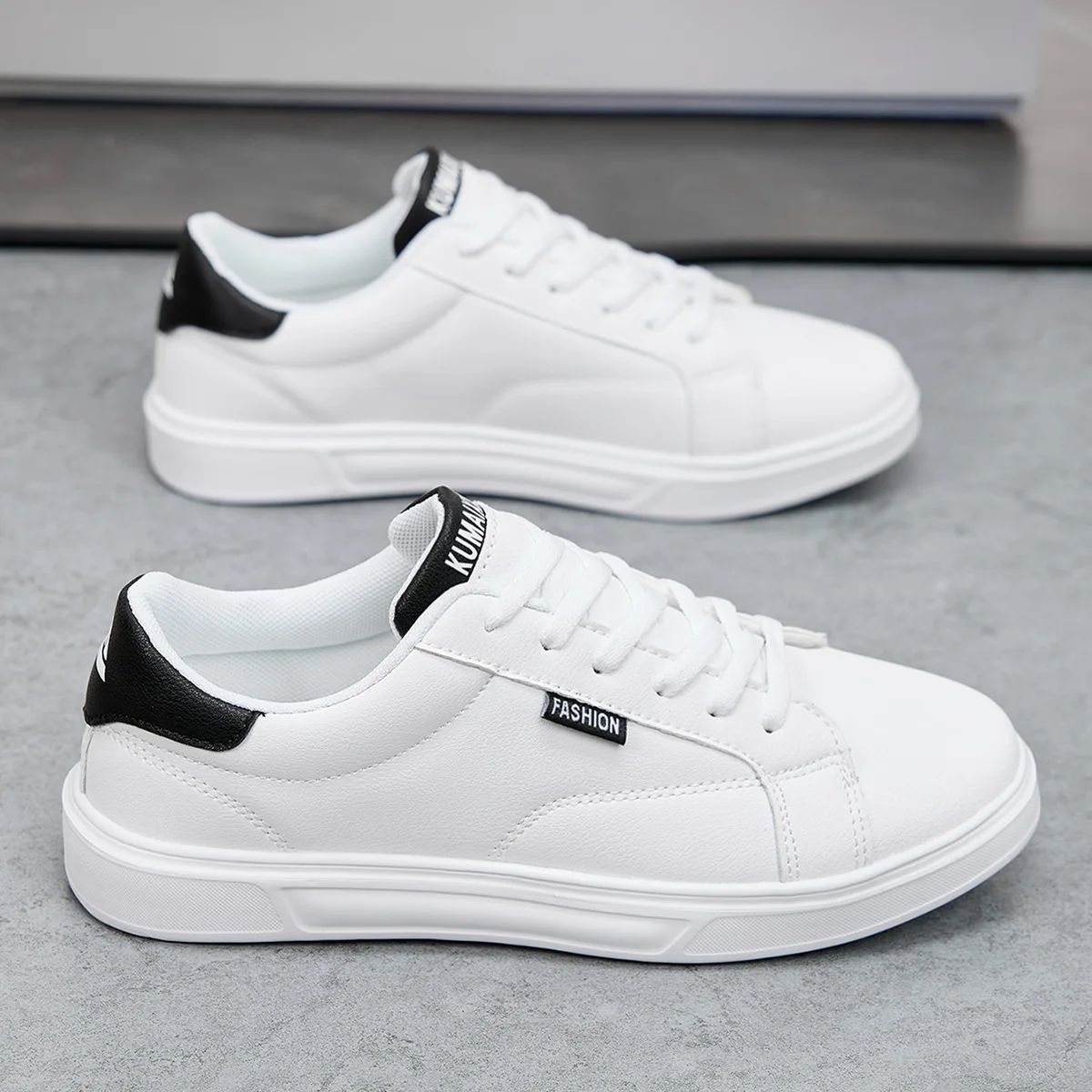 Weiß Schwarz Männer Schuhe Bequeme Casual Skateboard Schuhe Männer Solide Freizeit Turnschuhe Leichte Wanderschuhe