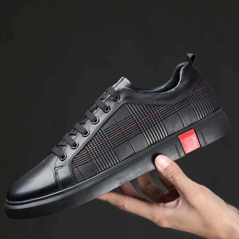 Luxusmarke Hochwertige Gestreifte Outdoor-Wanderschuhe Italienische Echtleder-Herrenschuhe Neue Schnür-Designer-Freizeitschuhe