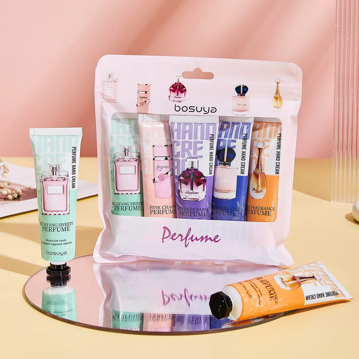 Set crema per le mani con profumo di 5 pz/borse 30g * 5 crema idratante per le mani rinfreschi famosa fragranza di profumo crema per le mani