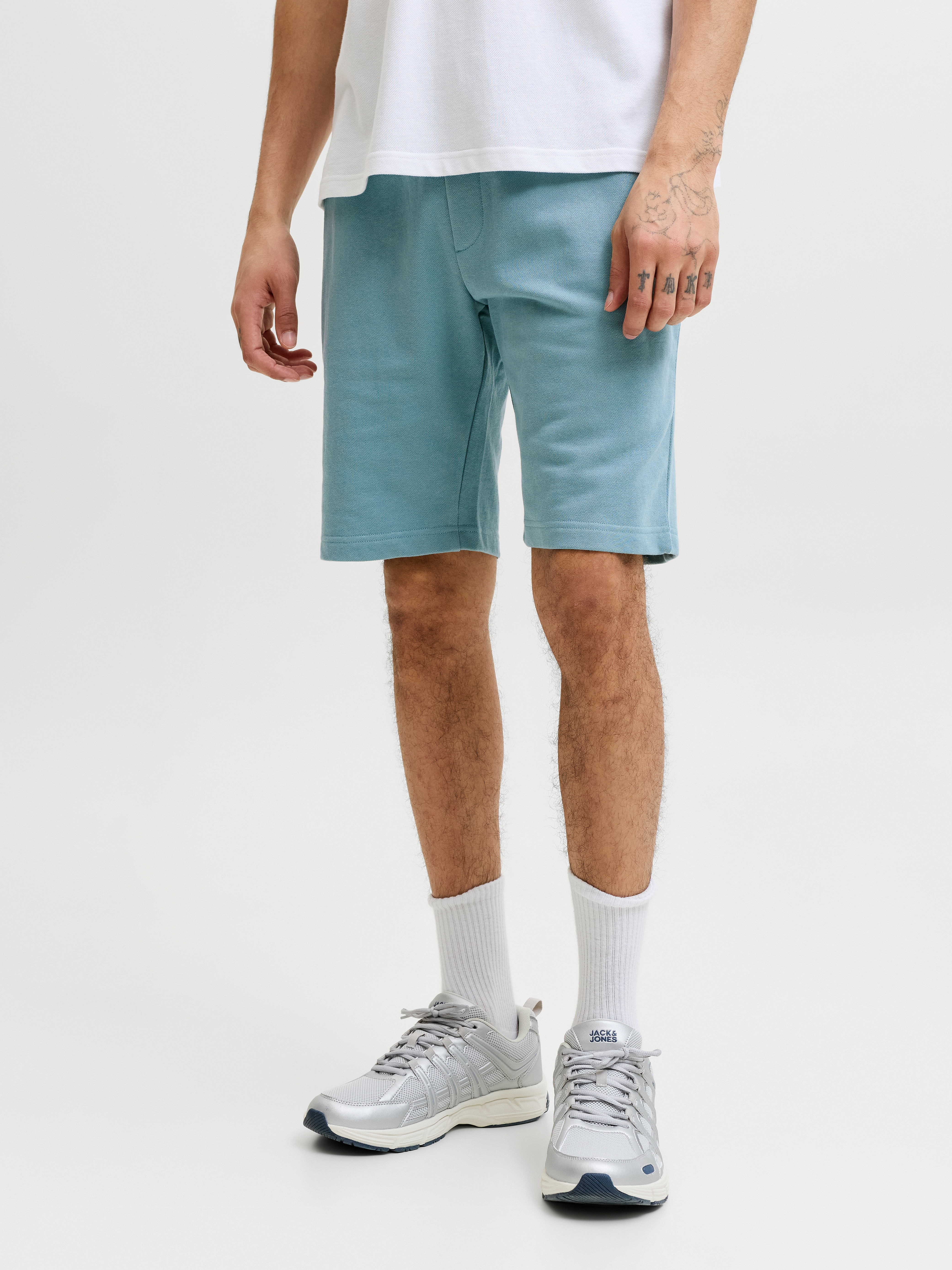 Sweatshorts JACK & JONES "JPSTGORDON COLLEGE SWEAT SHORTS MID", Herren, Gr. M, N-Gr, mineral blau, angeraute Sweatware, Obermaterial: 80% Baumwolle, 20% Polyester, unifarben, regular fit, Hosen Sweatshorts Image