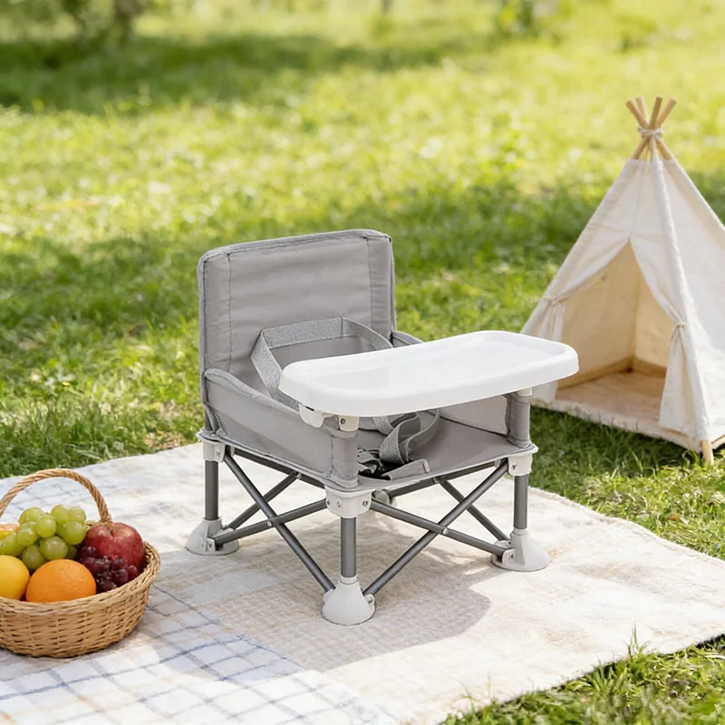 Tragbarer Klappbarer Baby-Hochstuhl für Draußen mit Ablage und Sicherheitsgurt, Kinder-Strandstuhl, Fütterungssitz, Campingausrüstung