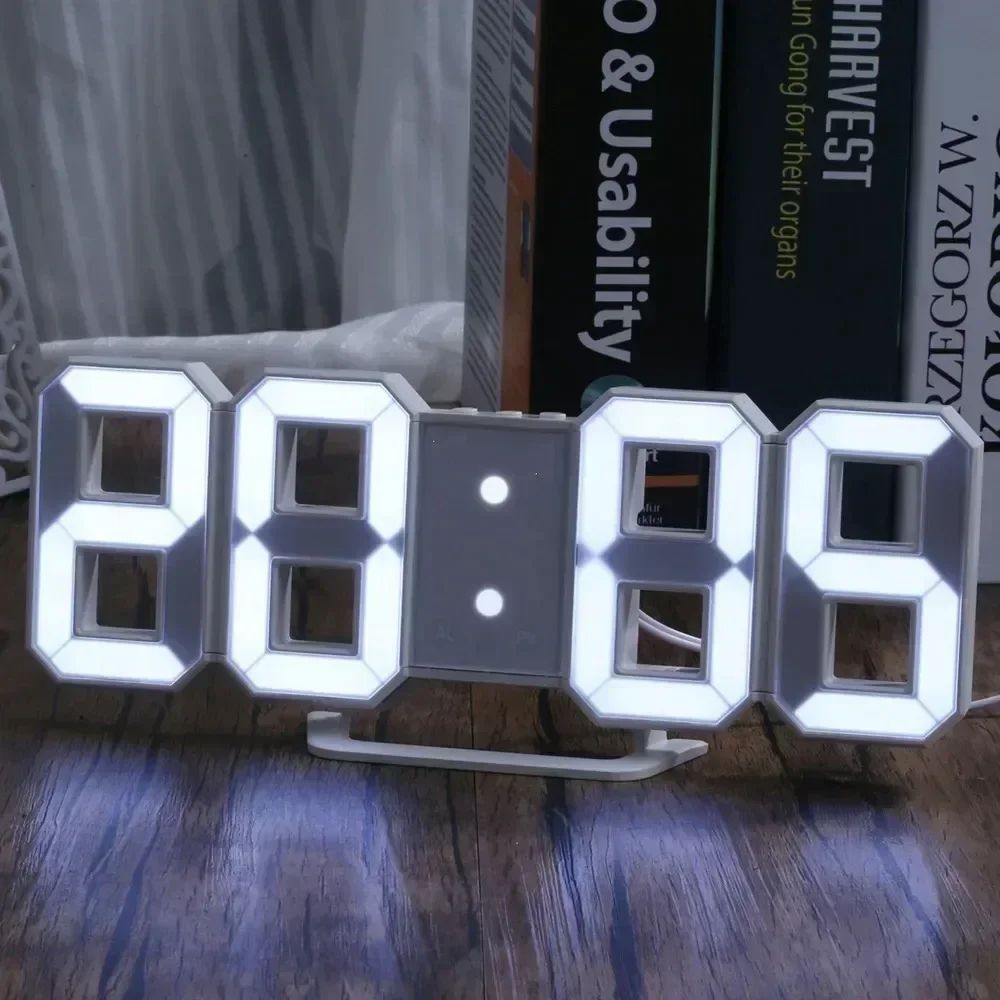 3D LED Digital Alarm Clock With Temperature Display 5
