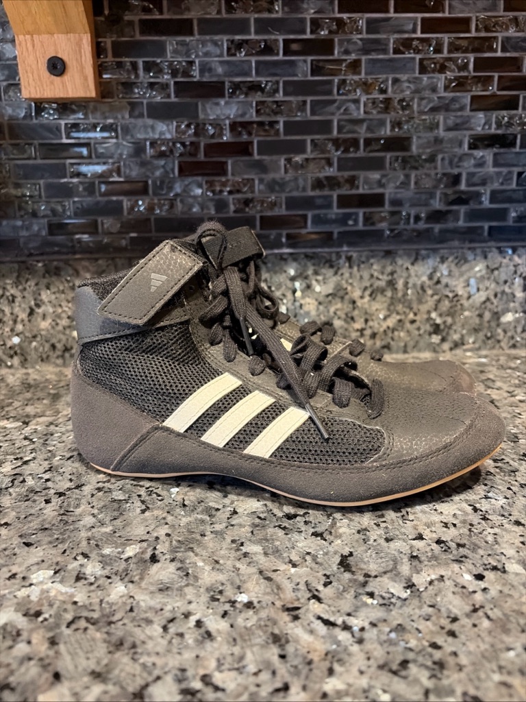 Adidas Shoes | Adidas Hvc Wrestling Shoes Youth Size 4.5 Black Lightweight Sport Shoes Aq3327 | Color: Black/White | Size: 4.5b