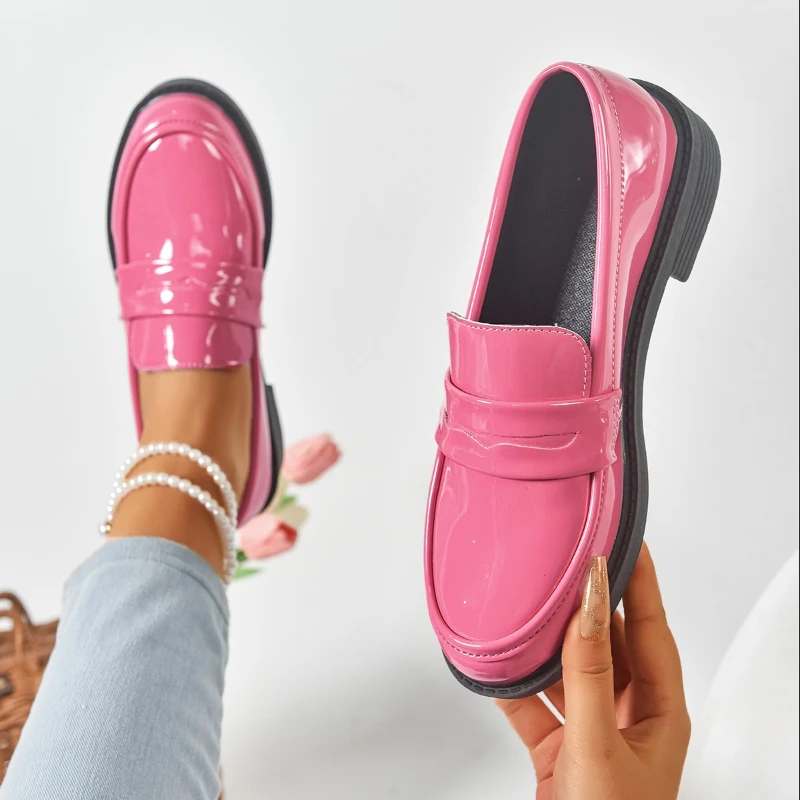 Flache Damenschuhe im britischen Stil, JK, kleine Lederschuhe, Sommer-Damen-Loafer, neue 2025, französische runde Zehen-Büro-Damenschuhe für Damen