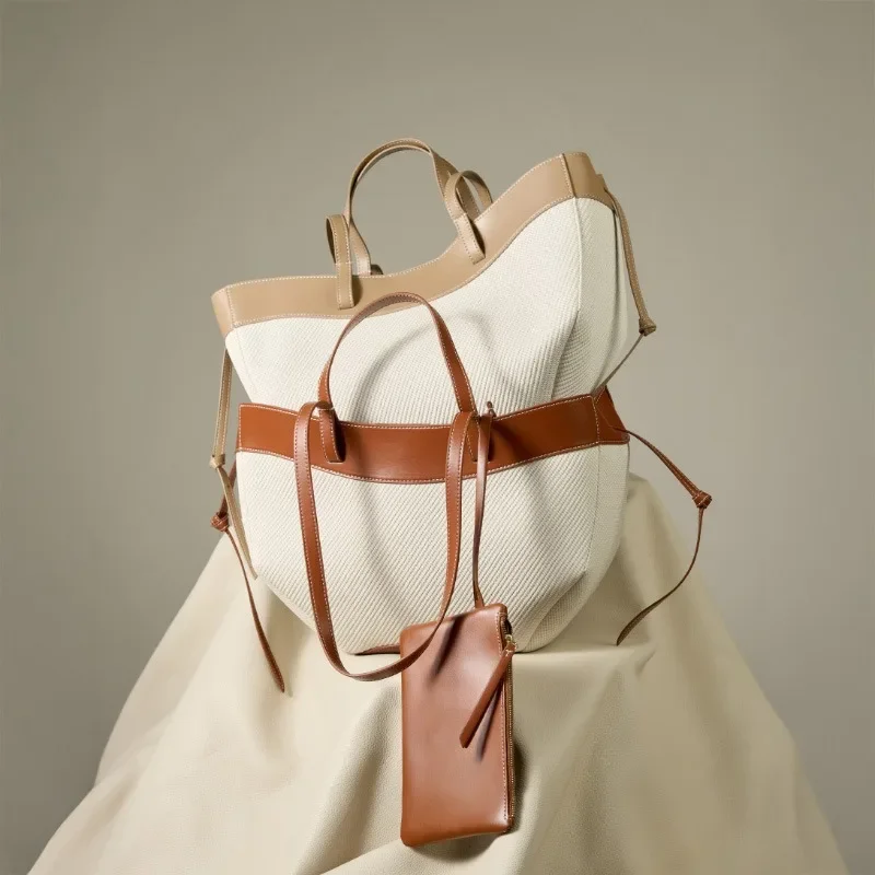2026 Hochwertige Gestrickte Patchwork-Flügeltasche Premium Sensorische Große Kapazität Tragetasche für Damen Leichter Luxus Nischendesign Braun/Aprikose