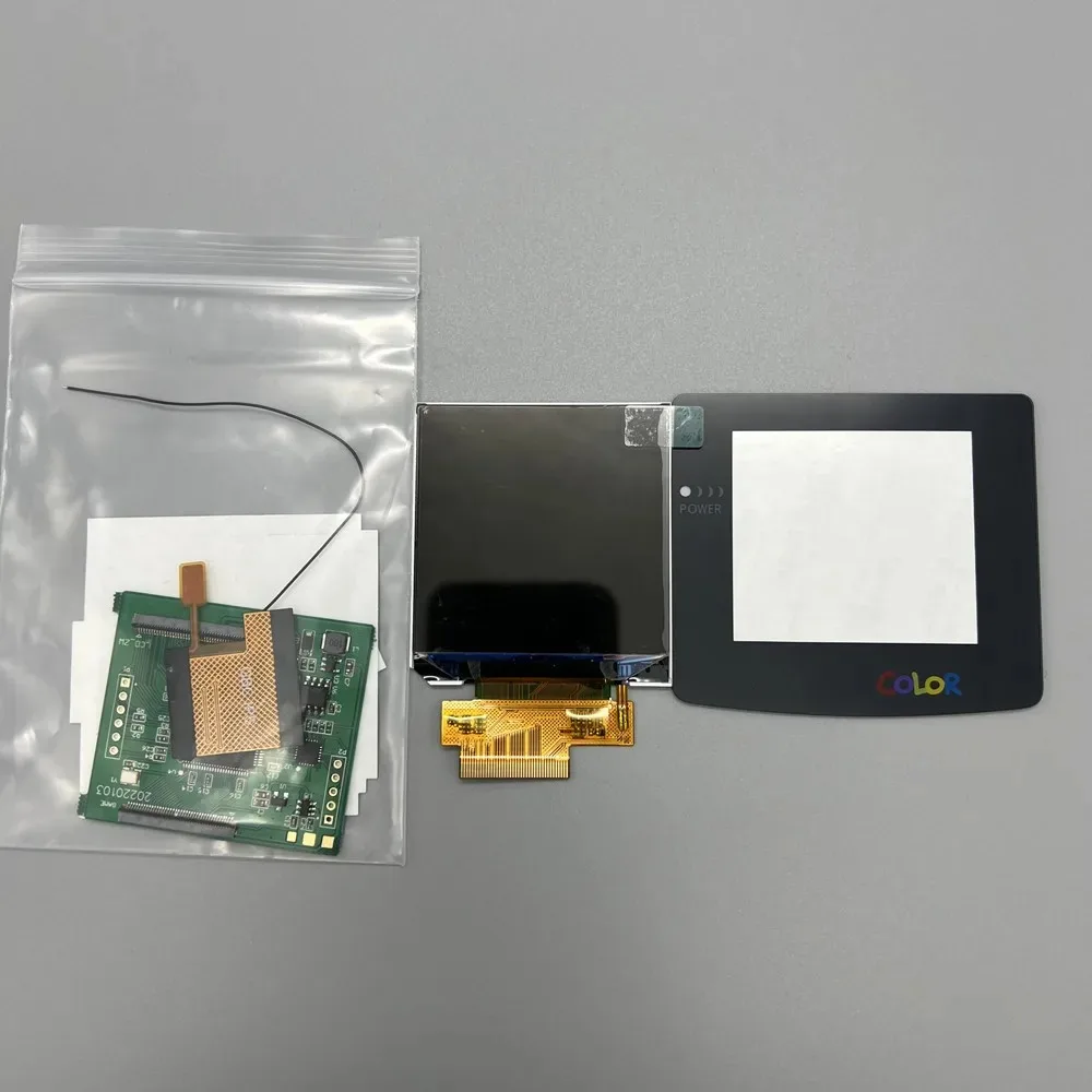 Originalgröße Neuer 2,45 Zoll GBC IPS LCD-Bildschirm mit hoher Helligkeit für Nintendo Gameboy Color GBC LCD. Kein Schneiden des Gehäuses erforderlich. Image