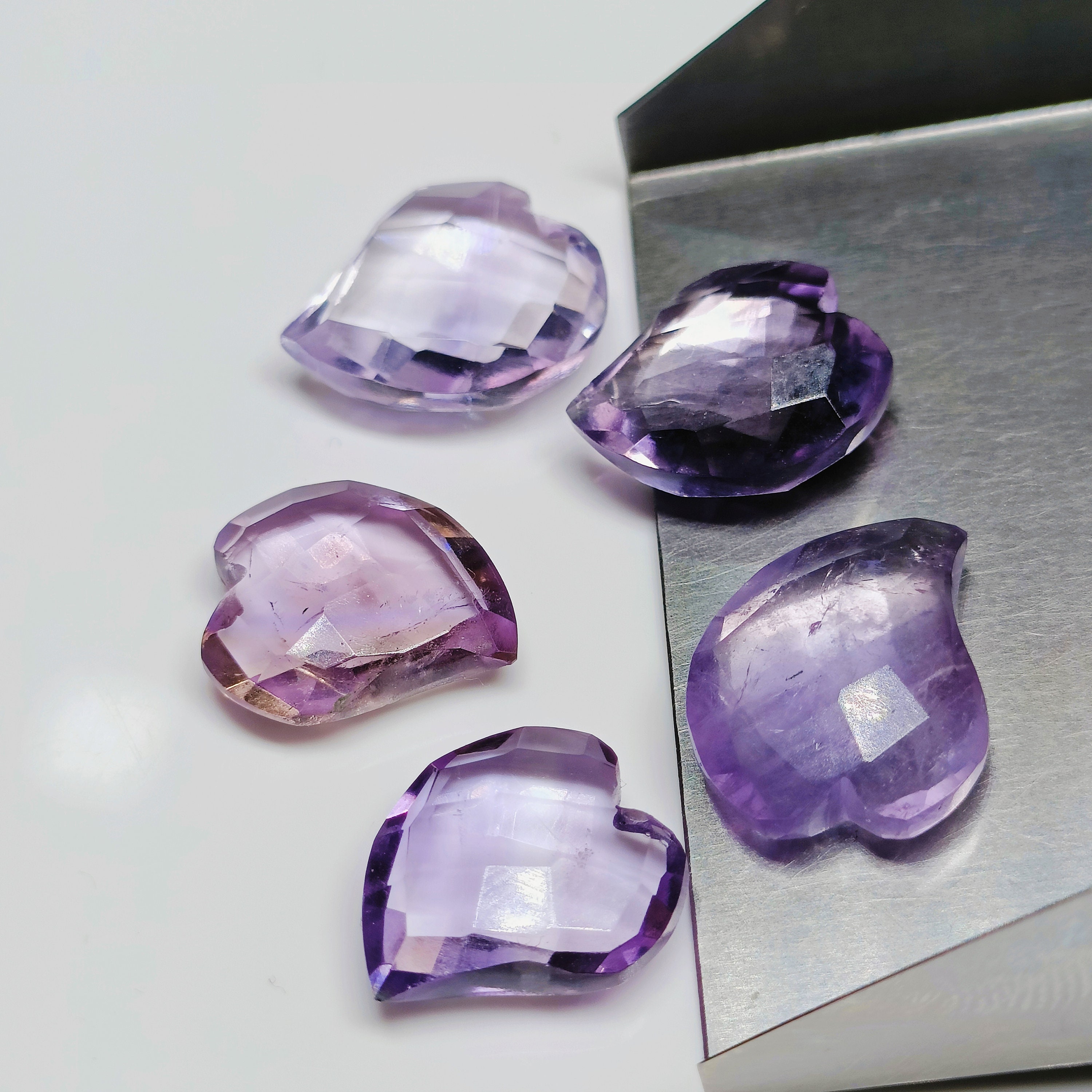 2,3,4,5,6 pezzi di pietre preziose a forma di cuore di ametrino naturale al 100%, pietre preziose naturali a forma di cuore, pietre preziose per gioie