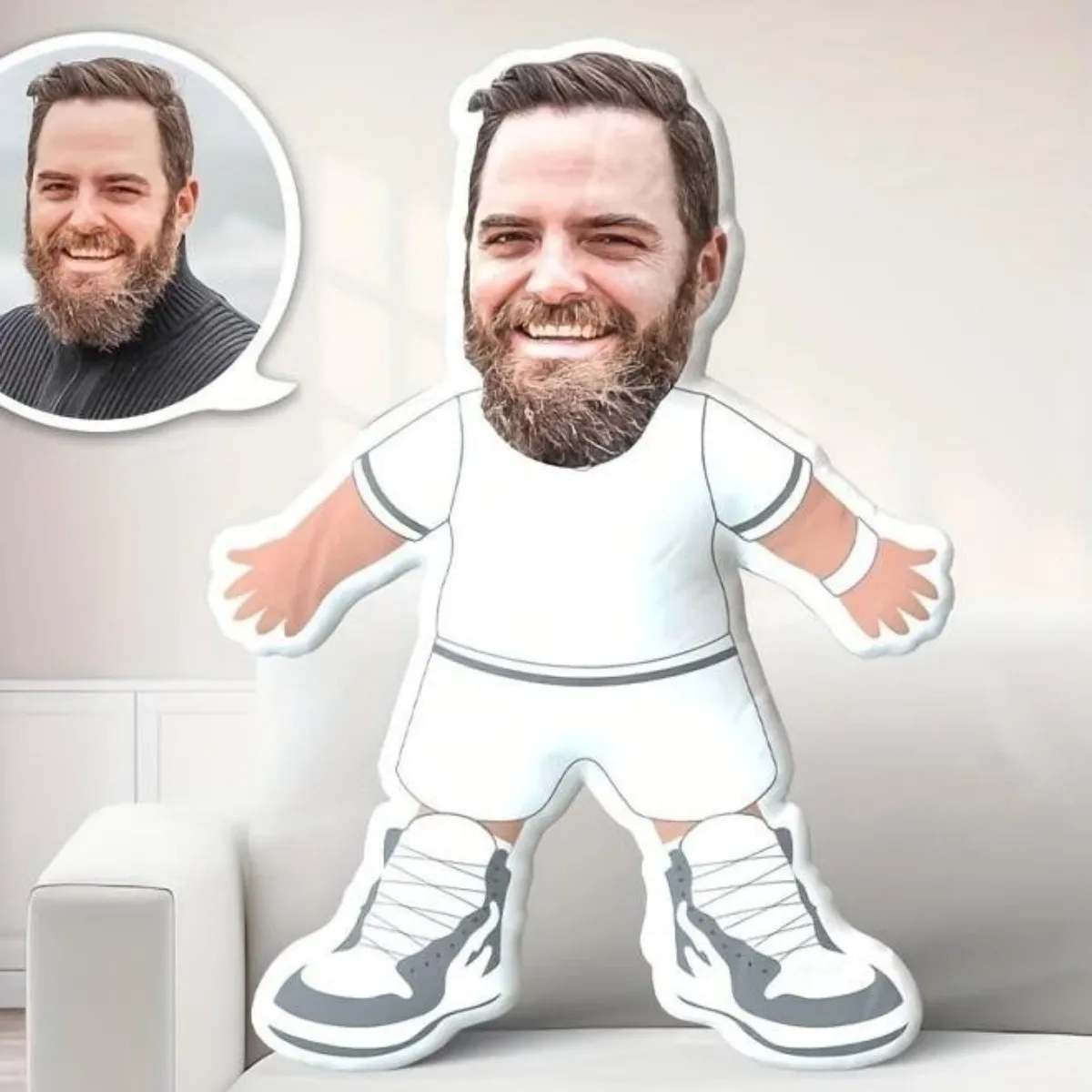 Maßgeschneidertes Porträtkissen mit Sportmotiv, doppelseitig bedruckter Kissenbezug, ideal als Geburtstags- oder festliches Feiergeschenk. Image