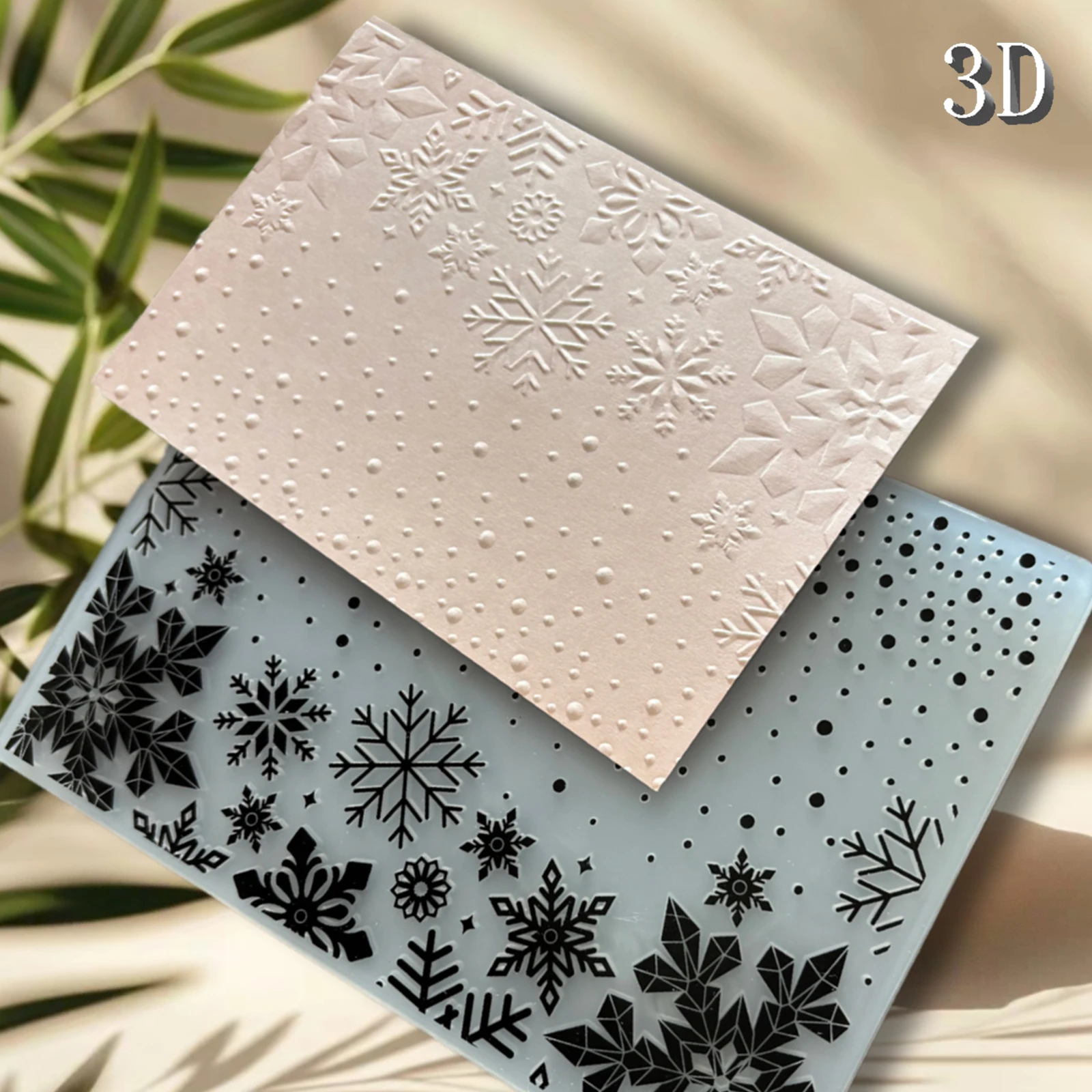 Der neueste meistverkaufte Weihnachtselement-Ordner mit hohler Schneeflocke und 3D-Reliefprägung mit Farbverlauf eignet sich für verschiedene Papiere Image