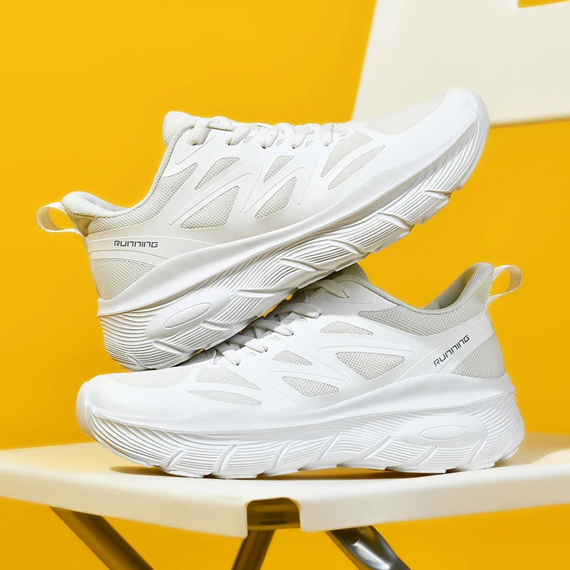 Herren Transparente Clog-Schuhe aus PVC-Material, Atmungsaktive Slip-On Schuhe mit Runder Zehenkappe und Flachem Absatz, Modische Freizeitschuhe