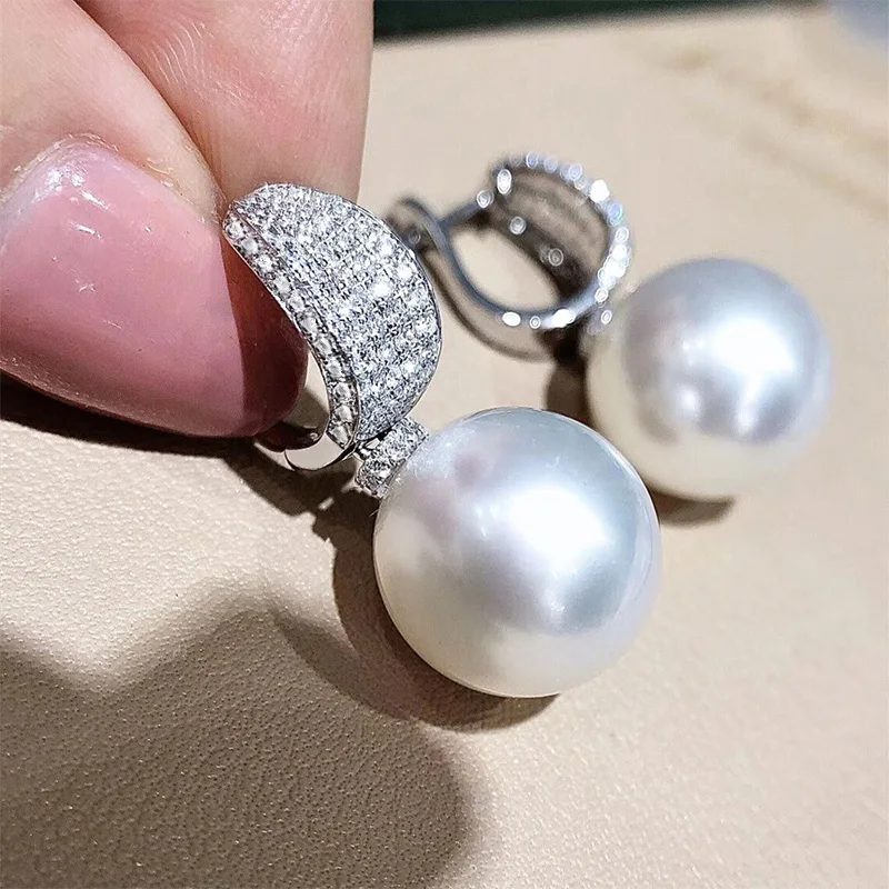 Huitan Luxus CZ Imitation Perle Ohrringe für Frauen Silber Farbe Temperament Elegante Dame Ohrringe Hochzeit Party Mode Schmuck Image