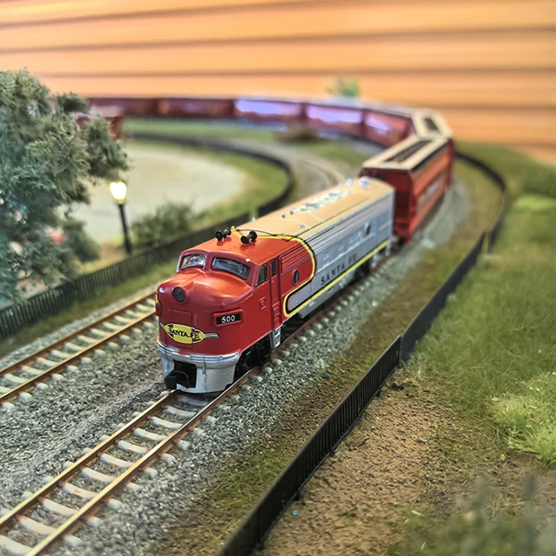 N-Maßstab HF 1:160 Vollmetall FP-7 LOCO Eisenbahnmodell aus Legierung mit Power Classics – Souvenirgeschenk für Erwachsene, Hobby & Spielzeug