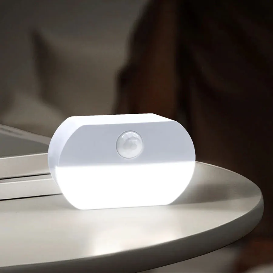 Menschliches Infrarot-Sensor-LED-Nachtlicht, batteriebetriebene Bewegungsmelder-Lampe, zum Aufkleben auf Flur, Treppe, Schrank, Schlafzimmer, Badezimmer