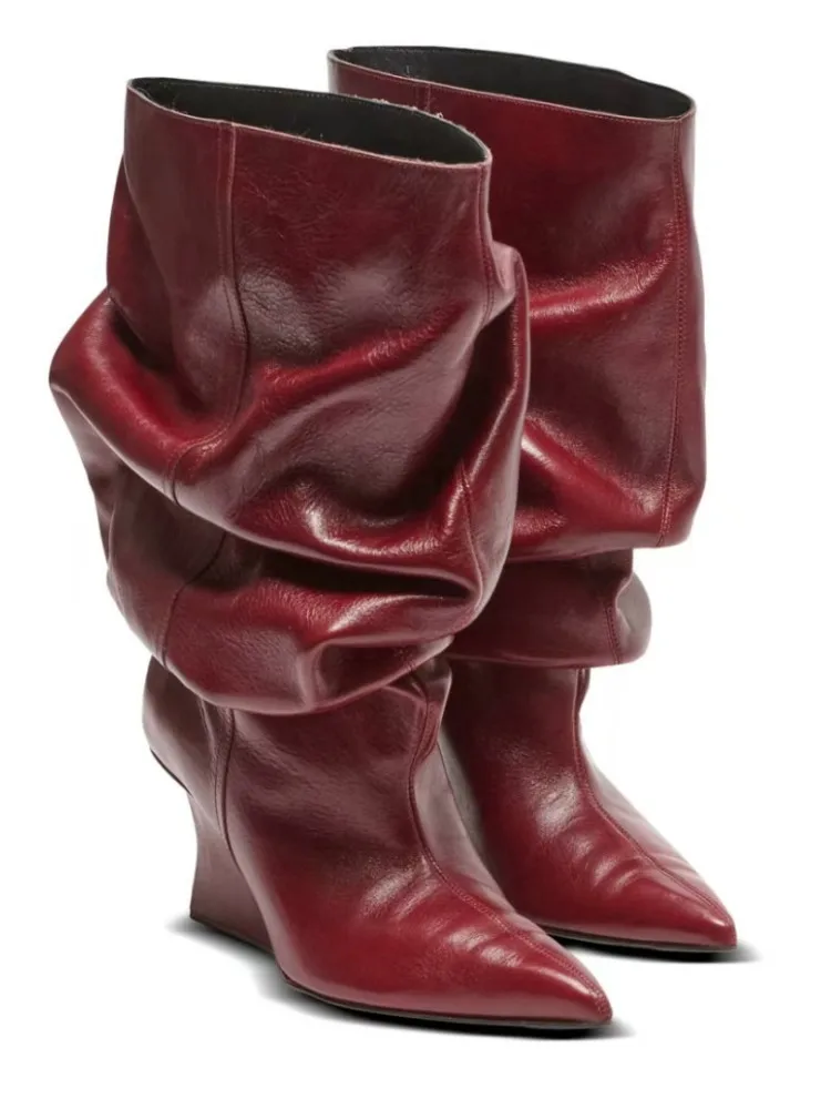 2025, spitze Herbst- und Winterstiefel mit dicken Sohlen, hochhackige Stiefel, kniehohe Stiefel, plissierte Florparty, große kurze Damenstiefel
