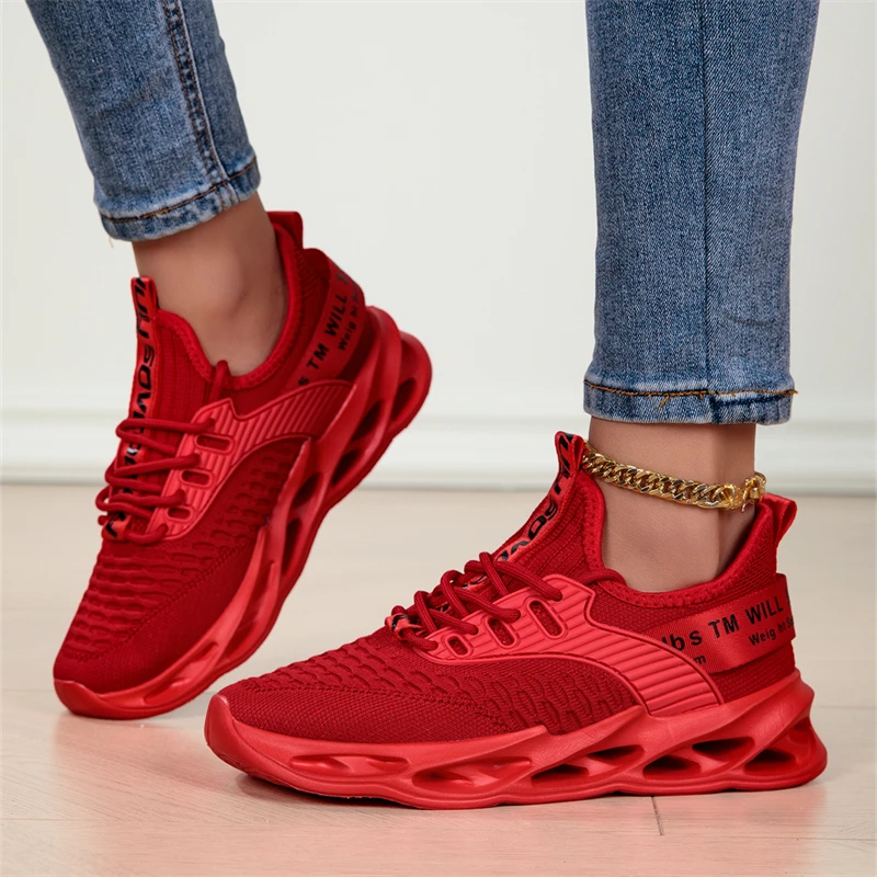 2025 mode Rot Casual Turnschuhe Frauen Männer Klinge Schuhe Große Größe 45 Licht Atmungsaktive Sport-Schuhe für Männer Mesh laufende Turnschuhe