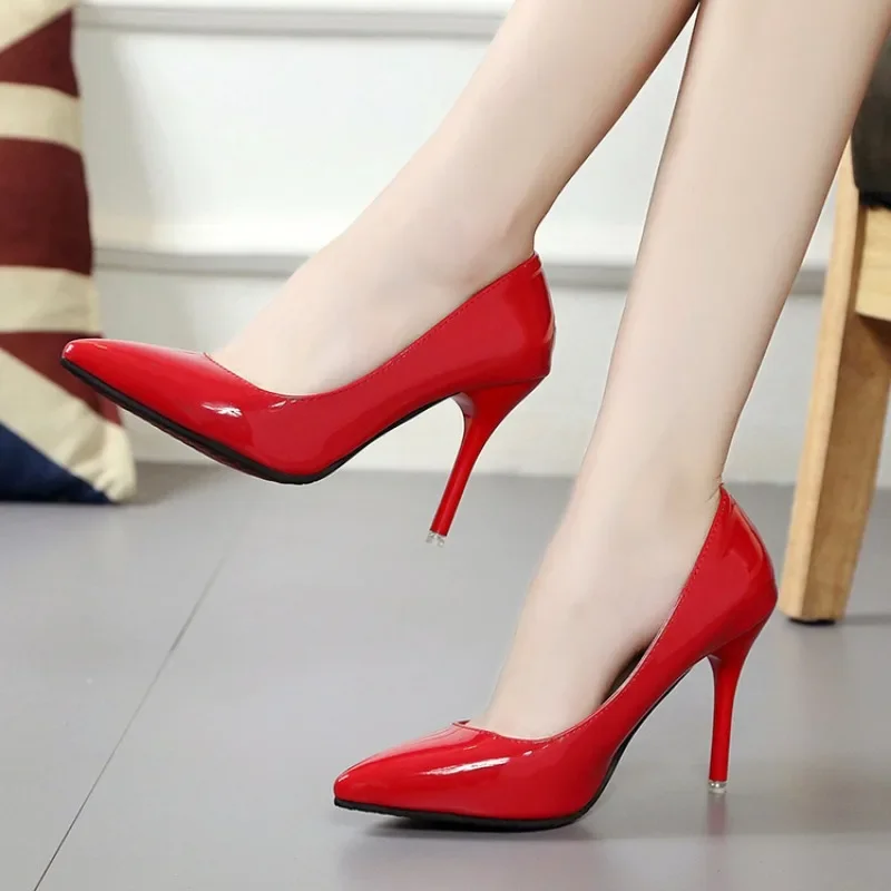 Spitze Zehen Pumps Lackleder Kleid Damen Schuhe Rot 8CM High Heels Bootsschuhe Schatten Hochzeitsschuhe Schuhe für Hochzeit