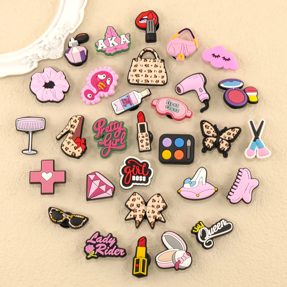 1/30 stücke Schönheit Pflege Schuh Charms Lippenstift Leopard Print Girlboss Königin Schuh Dekorationen Pins für Frauen Mädchen Rosa Pins zubehör