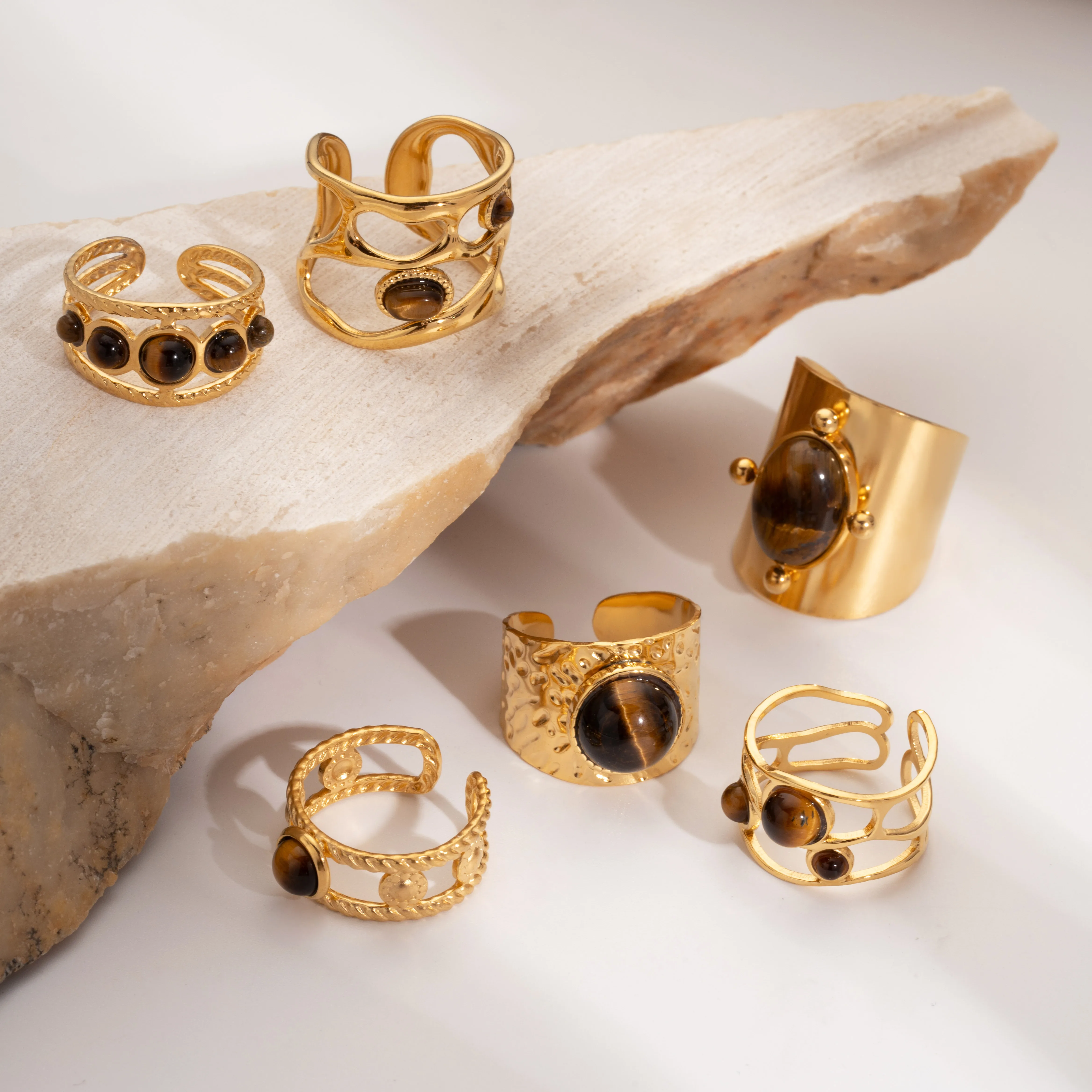 Kreative vergoldete Edelstahlringe für Frauen, einfacher geometrischer runder Naturstein-Fingerring, Boho-Vintage-Schmuck, Geschenk Image