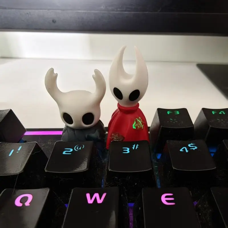 Heißer Verkauf Hollow Knight Hornet Rolle Mechanisierte Tastatur Personalisierte Tastenkappen Esc Kreative Lichtdurchlässige Design Geschenke Image