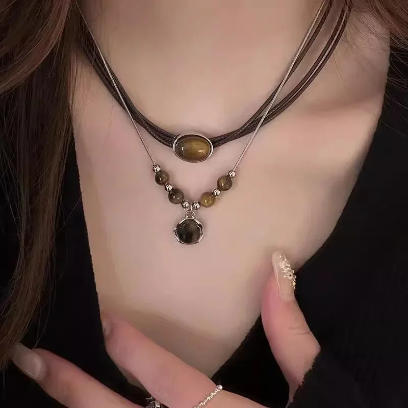Vintage Leder Braun Stein Anhänger Halskette frauen Retro Stapeln Halsband Temperament Schlüsselbein Kette Hip Hop Schmuck Zubehör