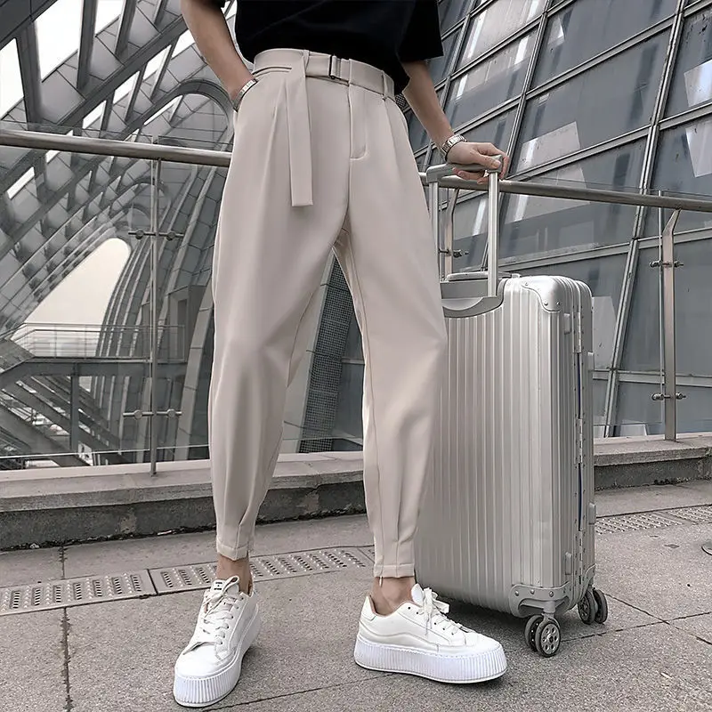 Harlan Hose für Männer plus große Größe weiß plissiert mit Gürtel 9 kurz geschnittene elegante stilvolle Mann passt Hosen koreanischen Stil Kleidung