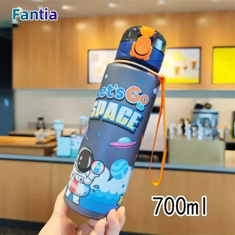 700 ml Isolierte Wasserflasche mit kosmischem Astronautenmotiv, auslaufsicherer Klappdeckel, Tragegurt, tragbar, bezaubernd, Aktivitätenbecher, BPA-frei Image