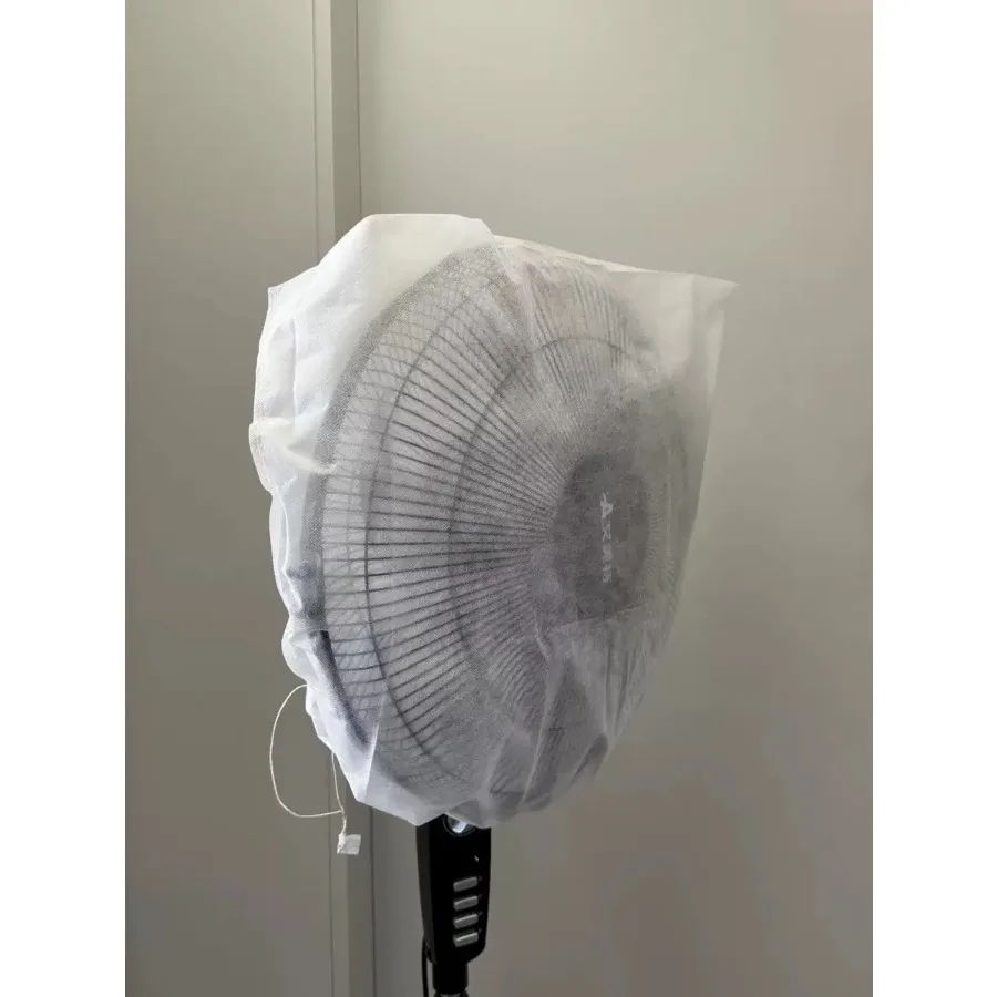 Vertikaler Bodenventilator für den Haushalt, universeller Staubschutz, der den elektrischen Ventilator vollständig abdeckt werden, um es vor Staub zu schützen. Image