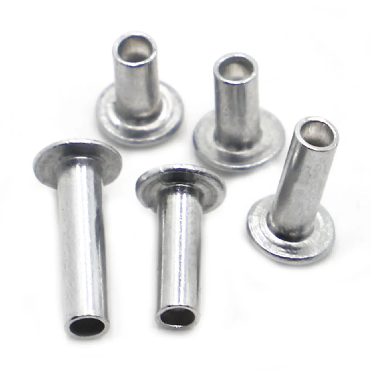 10–50 Stück M2 M2,5 M3 M4 M5 M6 GB873 Aluminium runder flacher Halskopf halber Halbhohlschaft Nietendurchmesser 2–6 mm Länge 3–30 mm Image
