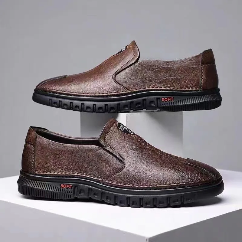 2025 PU Leder männer Müßiggänger Luxus Männer Casual Schuhe Neue Mode Fahren Schuhe Atmungsaktive Slip auf Männer Mokassins plus Größe 39 ~ 44