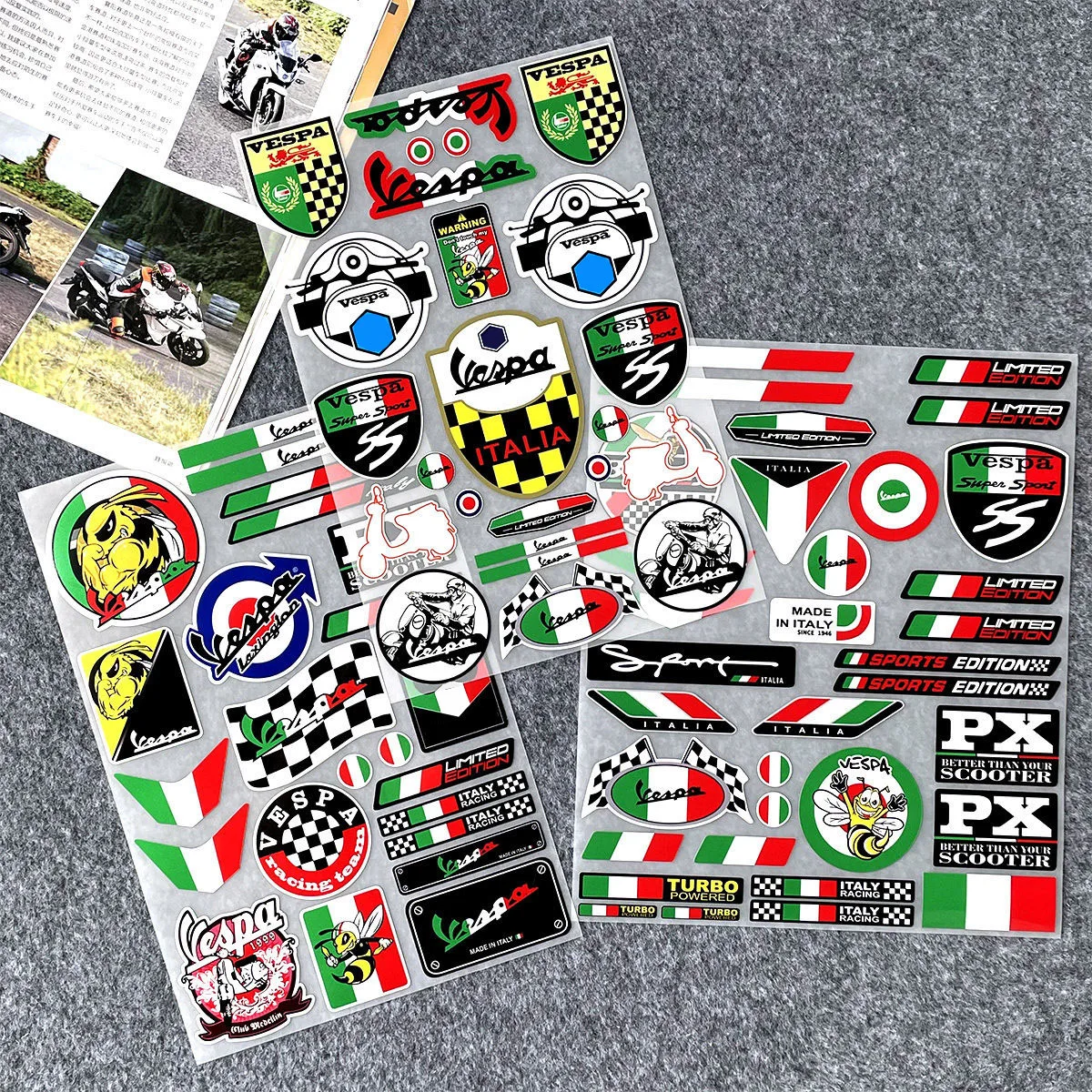 Adesivo Riflettente Super per Moto Vespa GTS Sprint Primavera LXV 150 250 300, Accessorio Decalcomania per Scooter Italiano