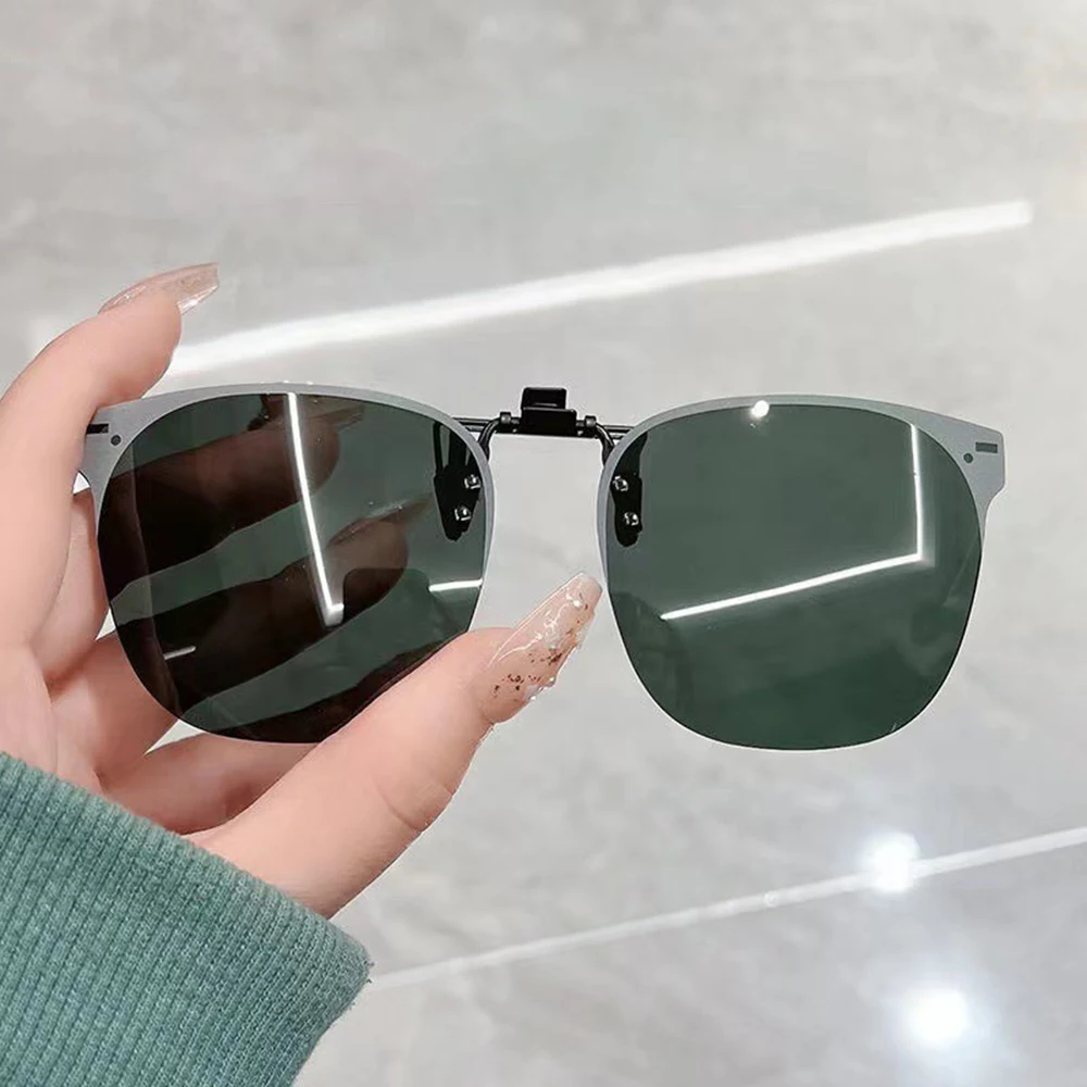KLASSNUM Männer Clip Auf Sonnenbrille Polarisierte Flip up Gläser Frauen Gradienten Photochrome Anti UV400 Sonnenbrille Nachtsicht Brille Image