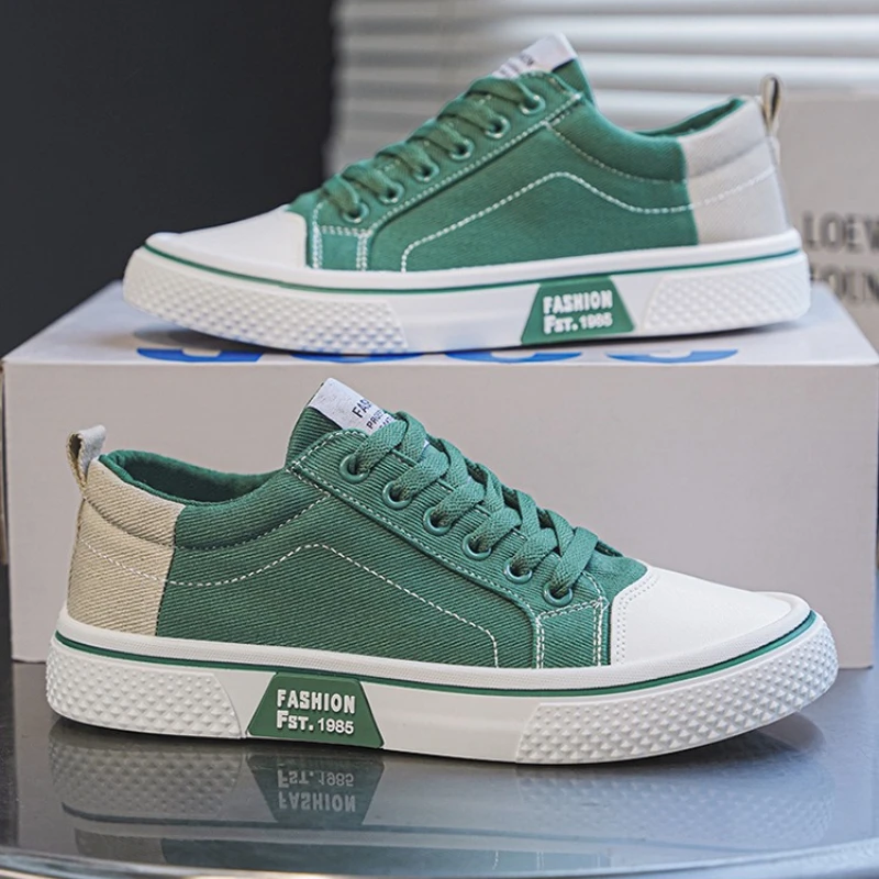 Atmungsaktive Herren-Skateschuhe aus Segeltuch mit weicher Sohle, lässige Turnschuhe, trendige, vielseitige, leichte, rutschfeste Slip-On-Sportschuhe, Größe 37–48