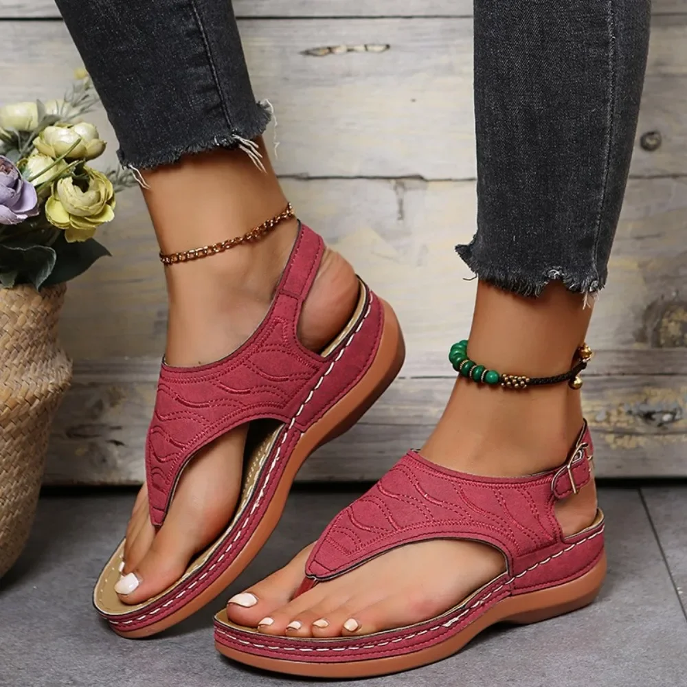 Neue Römischen Stil Schnalle Gürtel Weibliche Atmungsaktive Sandalen Frauen Sandalen Sommer Schuhe Offene spitze Plattform Leichte Schuhe Größe 36-43